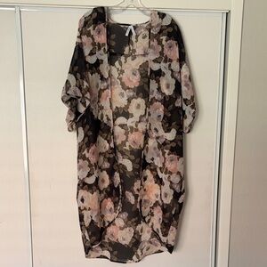 Live 4 Truth Floral Sheer Kimono - Black and Pink